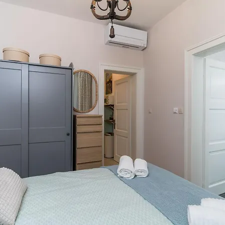 Apartment Windrose