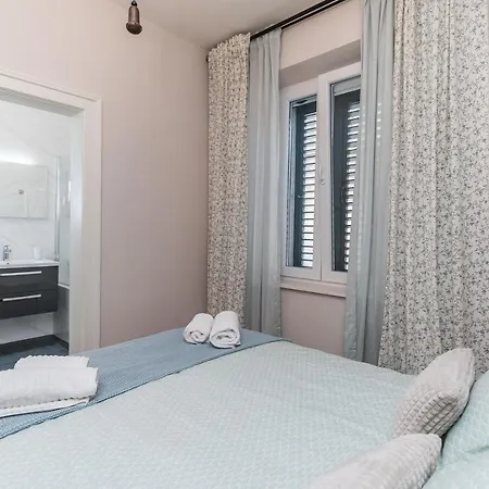 Apartment Windrose